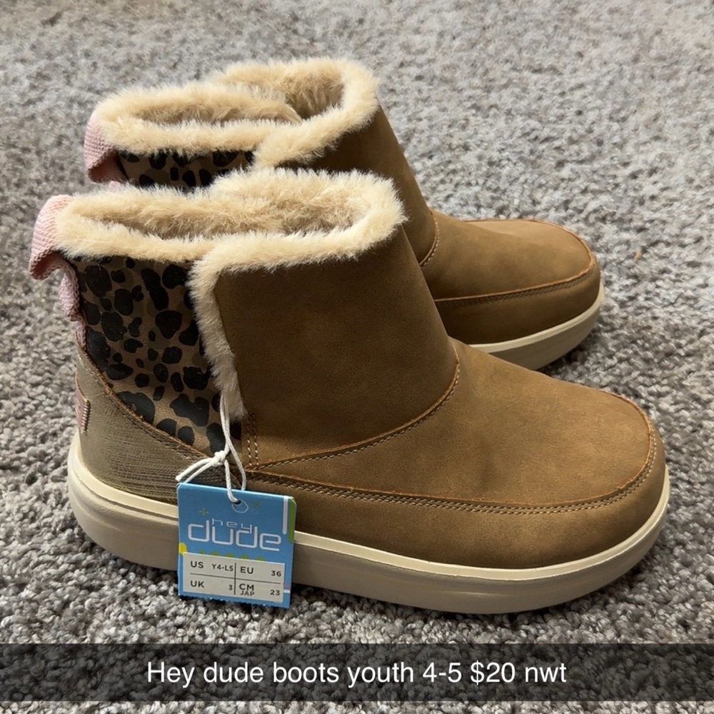 Hey Dude Tan Fur-Lined Boots with Leopard Accent